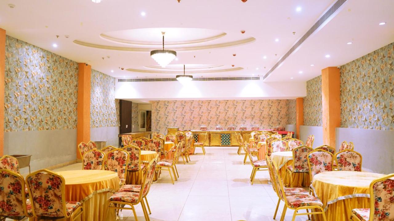 Aa Hotels & Resorts Zirakpur מראה חיצוני תמונה
